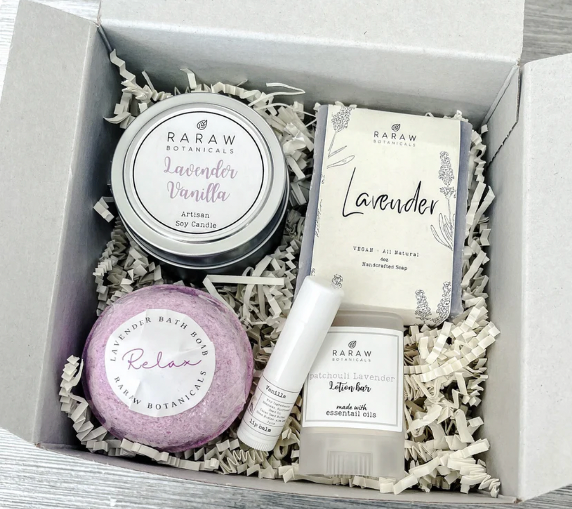 Elegance in Bloom: Mother of the Bride and Groom Gifts