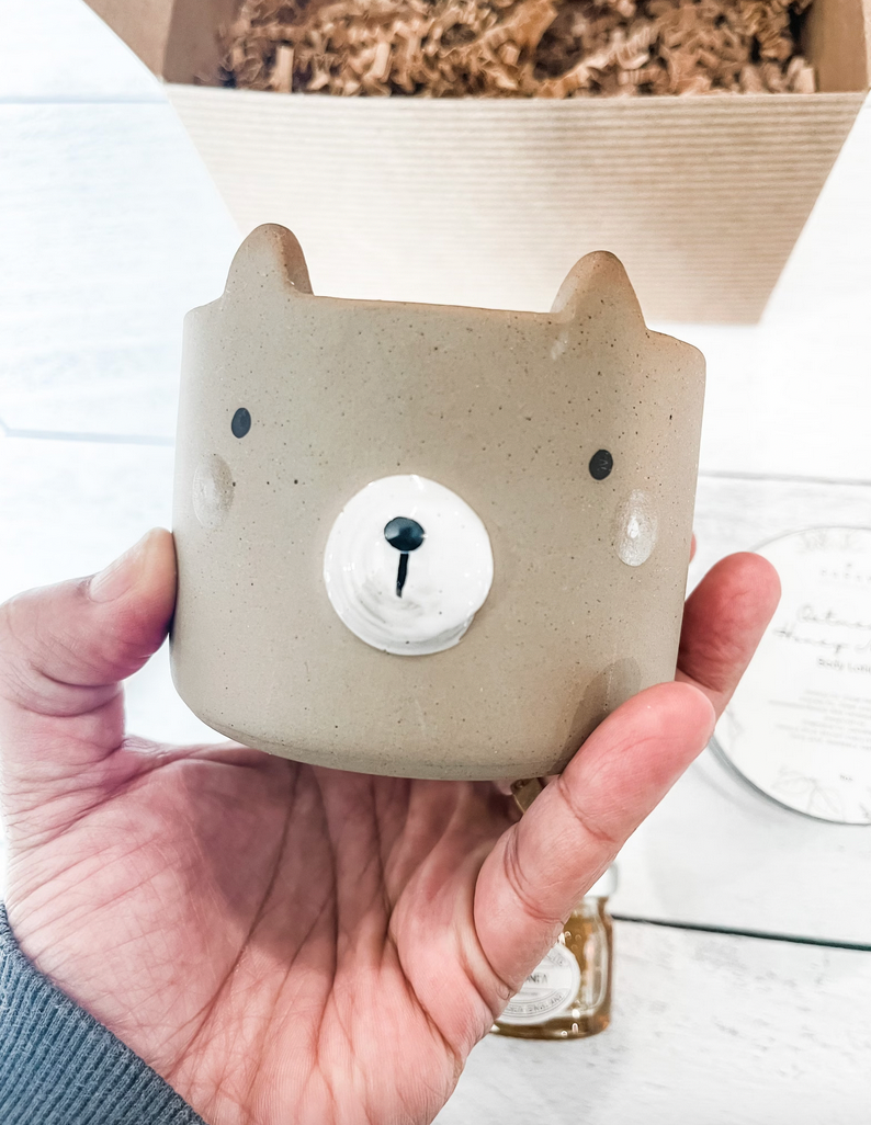 Mama Bear Gift Box